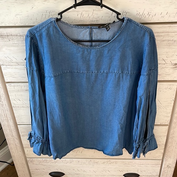 Banana Republic Jean Top - Picture 1 of 7